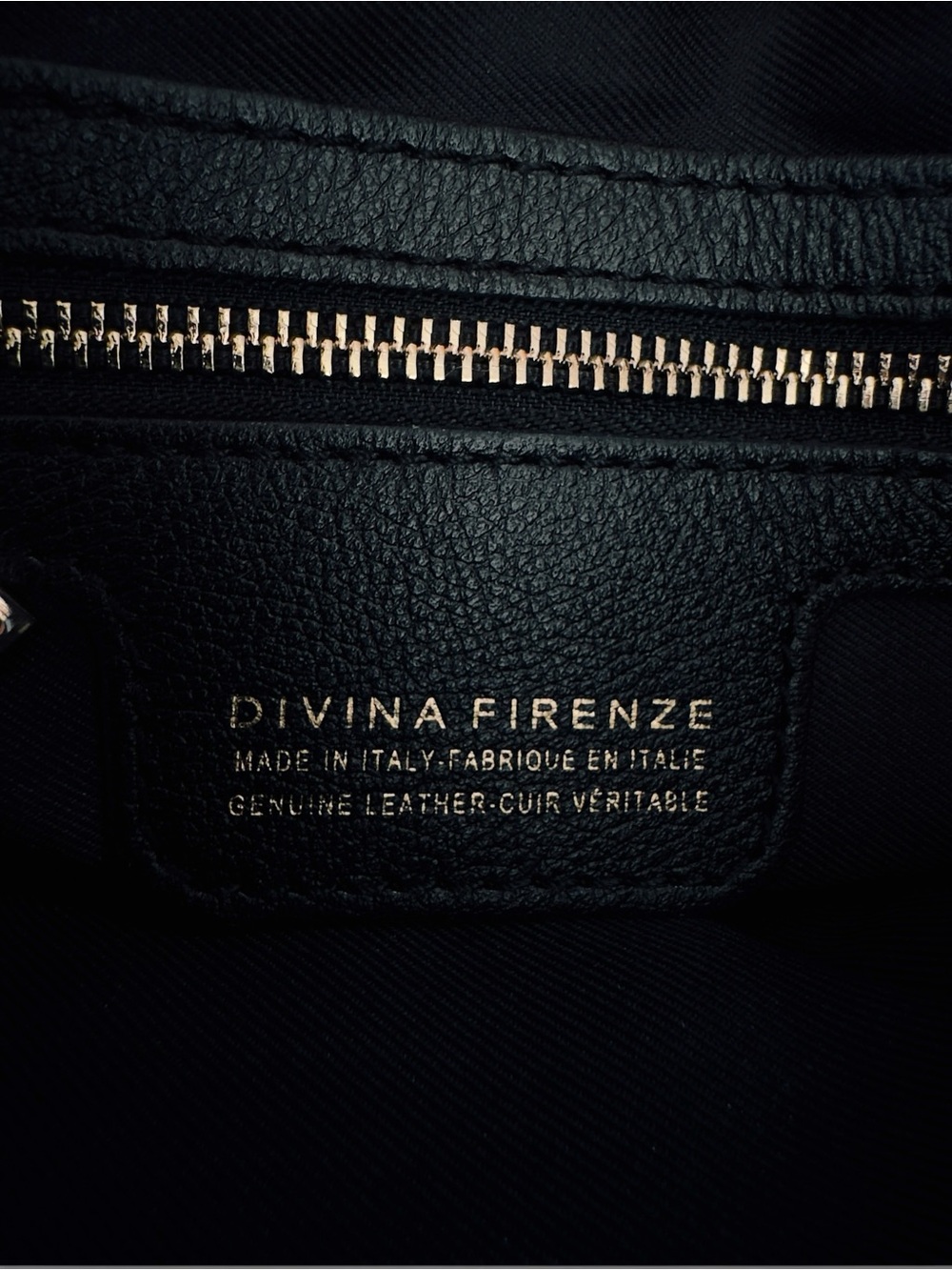Divina Firenze Lilla Triple-Zip Black Italian Pebbled Leather Shoulder Bag. - Picture 14 of 14